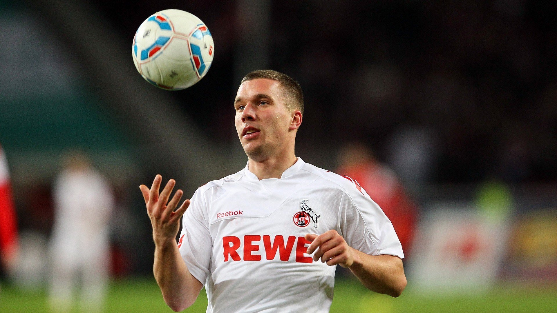 乔·波尔曼稳定发挥,帮助袋鼠队巩固防线与进攻