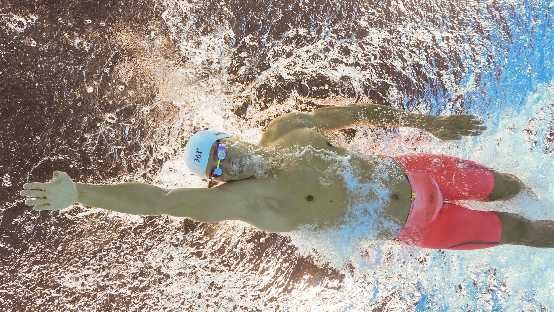 爱游戏官网首页-世界杯燃情瞬间：每个进球都载入史册，世界杯经典瞬间